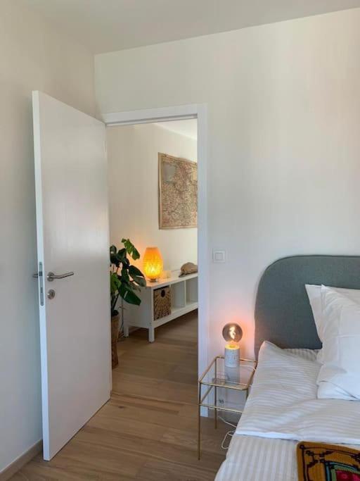 Cozy Studio In Centre Of Old Town Антверпен Экстерьер фото